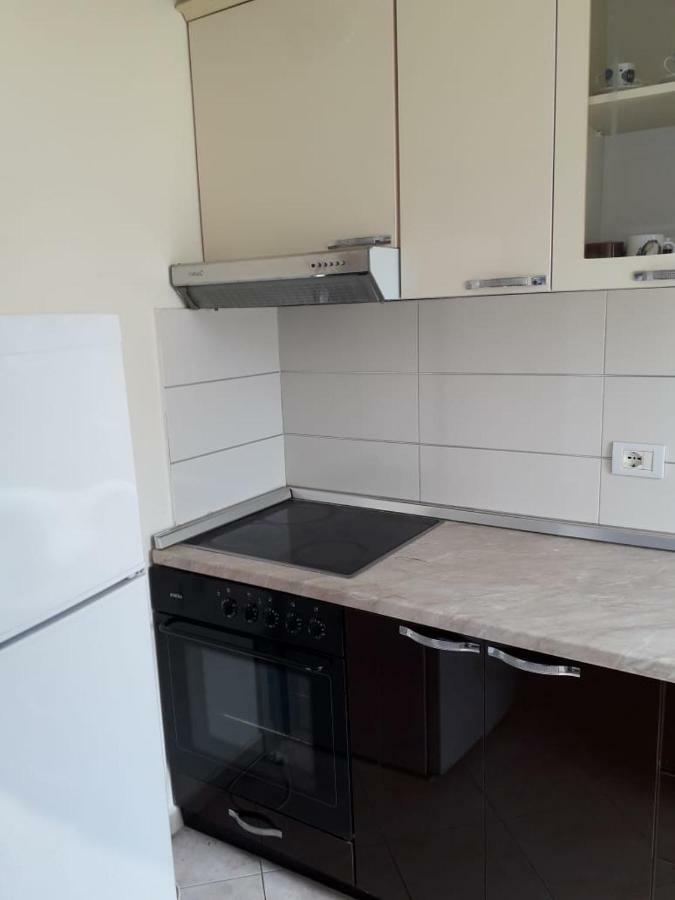 Kombinat Studio Apartament Tirana